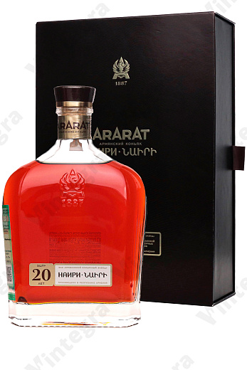 Арарат Наири ОС 20 лет, 0.7 л., 40%, Армения, подарочная упаковка