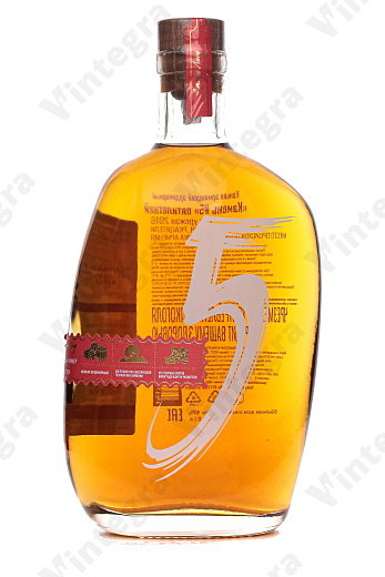 Страна камней Камень #5. 5 лет, 0.5 л., 40%, Армения