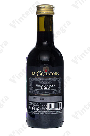La Cacciatora Nero d'Avola Sicilia DOC, 2021, сухое, 0.25 л., 12.5%, Италия
