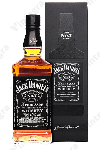 Jack Daniel's Tennessee, 0.7 л., 40%, США, подарочная упаковка