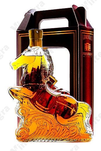 Прошян Семь звезд 7 лет в сувенирной бутылке Конь, 0.5 л., 40%, Армения