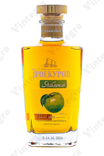 Троекуров Яблоко, 0.5 л., 35%, Россия