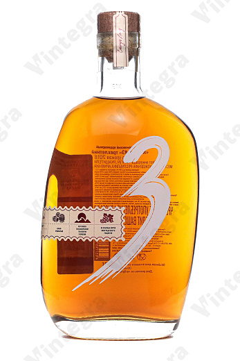 Страна камней Камень #3. 3 года, 0.7 л., 40%, Армения